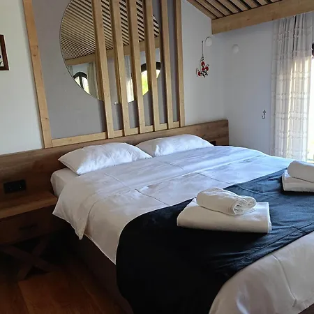 Villa Atroa *
